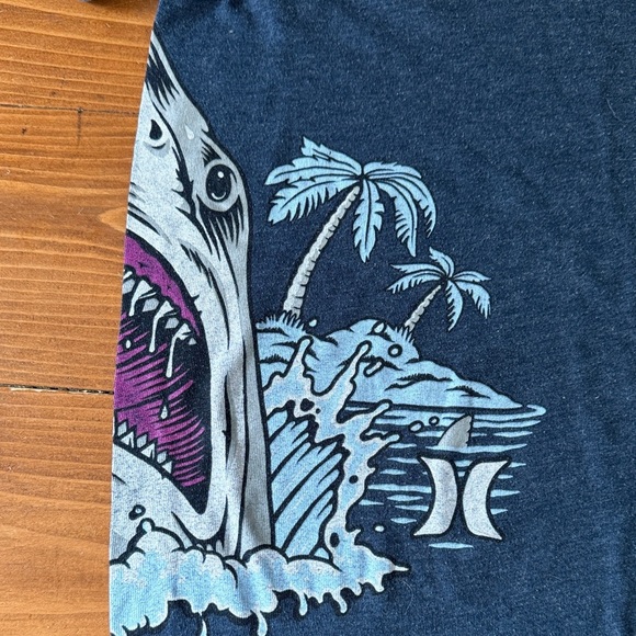Hurley Dark Blue Shark Graphic Tee - Picture 2 of 11